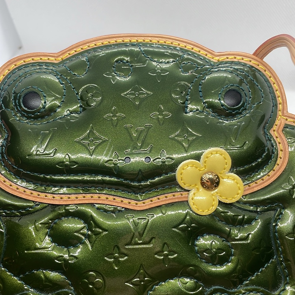 Limited Edition Louis Vuitton Conte de Fees Frog Crossbody - Picture 13 of 14